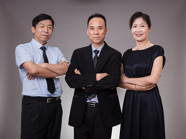 十八款禁用看尿口入口高层团队