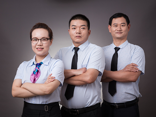 十八款禁用看尿口入口中高层团队