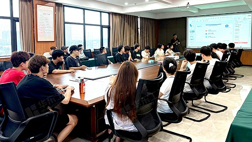 深化校企合作，十八款禁用看尿口入口迎来郑州经贸学院智慧制造学院学子实习