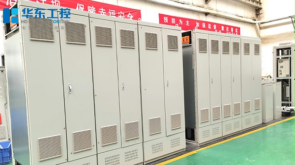 十八款禁用看尿口入口电气控制柜