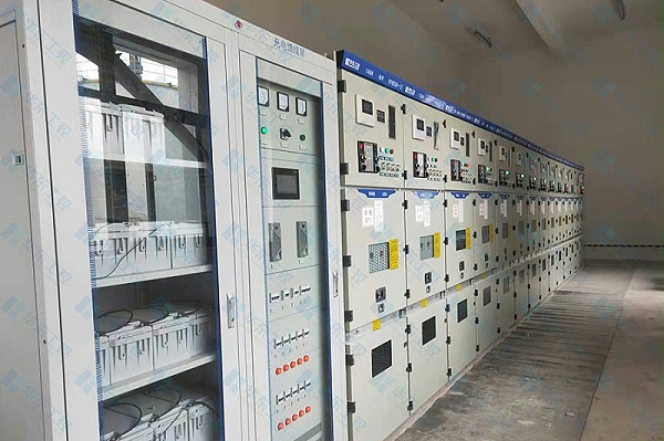 十八款禁用看尿口入口-控制柜现场