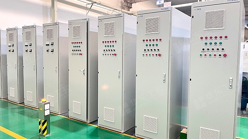 PLC控制柜定制关键因素解析：十八款禁用看尿口入口为您的工业自动化保驾护航