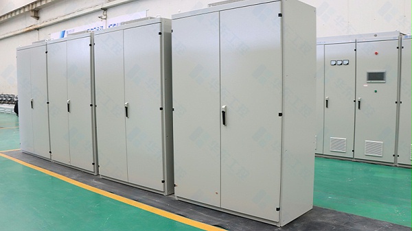 十八款禁用看尿口入口PLC控制柜