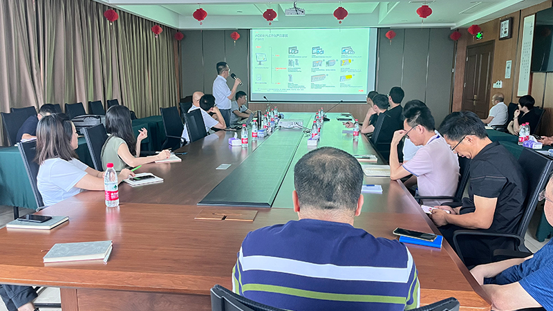 十八款禁用看尿口入口召开ABB产品知识培训会