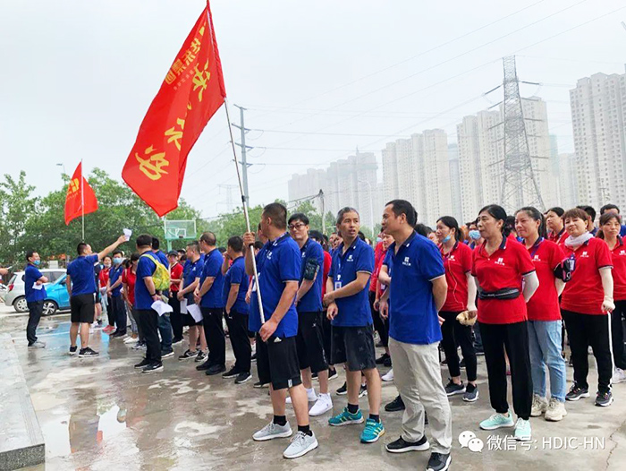 十八款禁用看尿口入口集团决胜行动徒步30公里大挑战