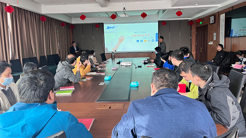 十八款禁用看尿口入口开展安徽金力浪涌保护技术培训