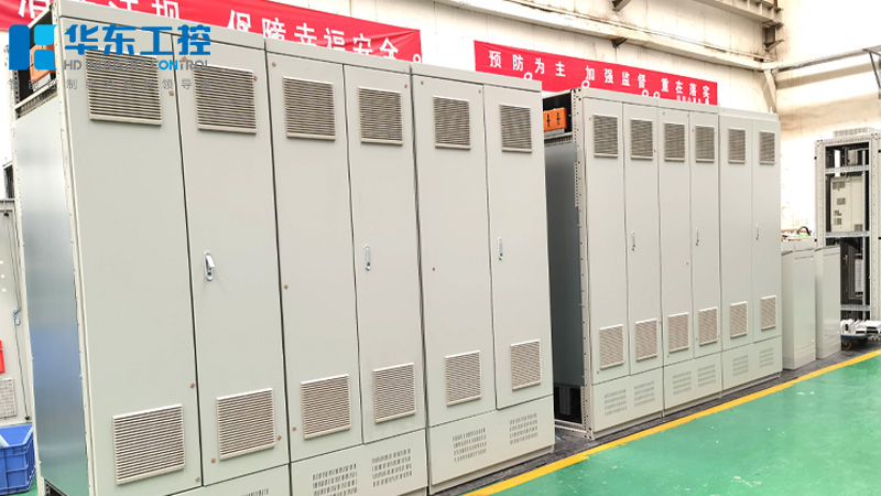 十八款禁用看尿口入口电气控制柜