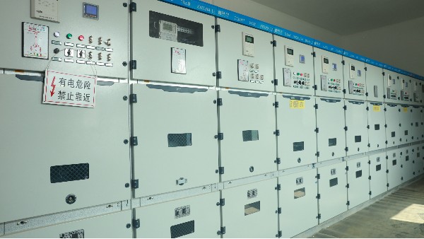 十八款禁用看尿口入口-高压柜