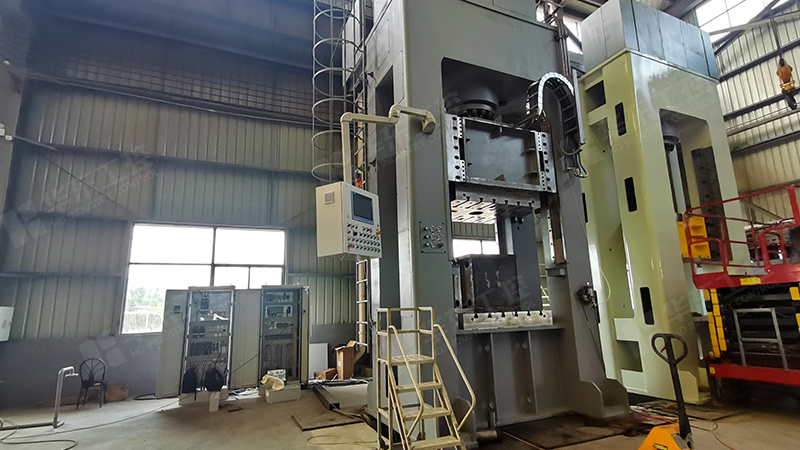 <i style='color:red'>液压机控制系统</i>的五大核心优势满足客户需求