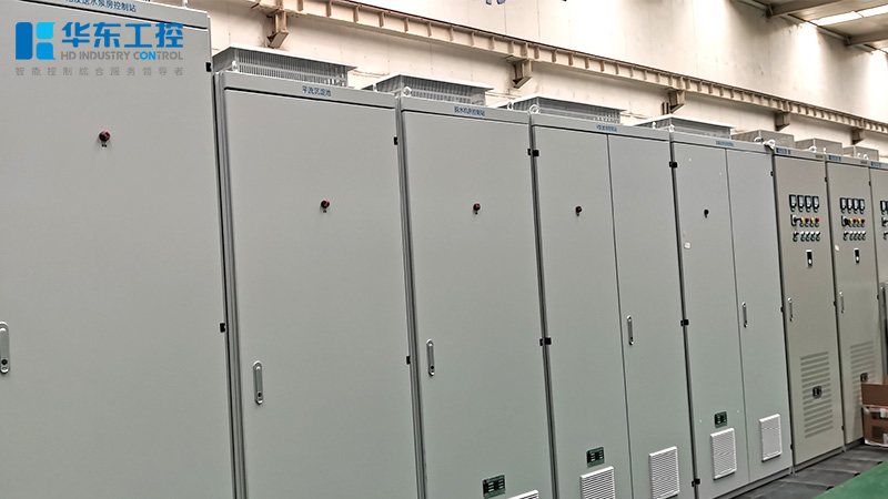 十八款禁用看尿口入口控制柜