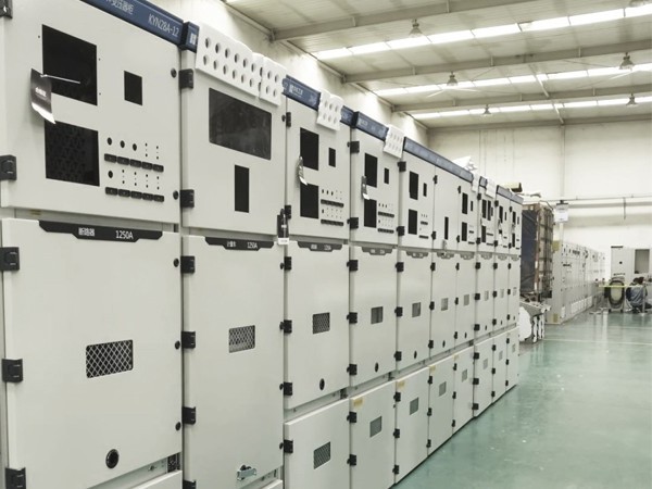 <i style='color:red'>电气控制柜厂家</i>选择需要注意这3方面问题