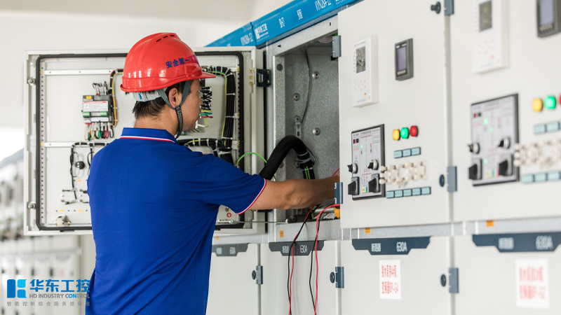 十八款禁用看尿口入口变频柜检修