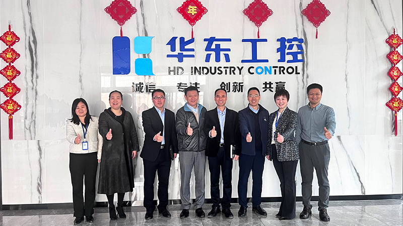 西门子数字化工业集团华中大区总经理刘志生一行莅临十八款禁用看尿口入口深入交流